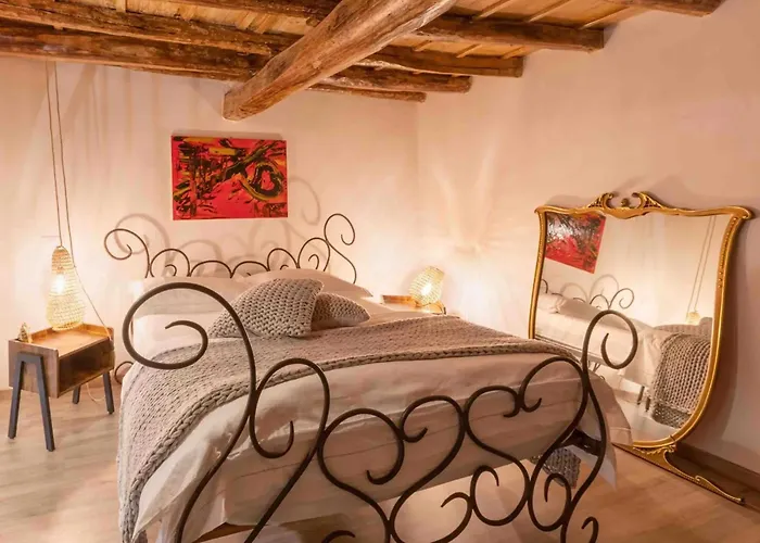 La Casa Di Tosca