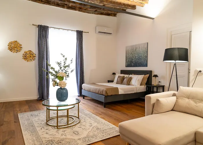 La Duca Suites & Apartments