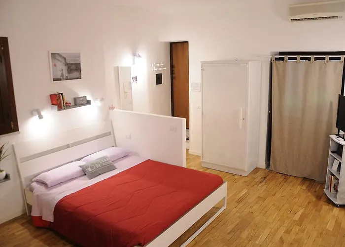Argo\'S Apartment