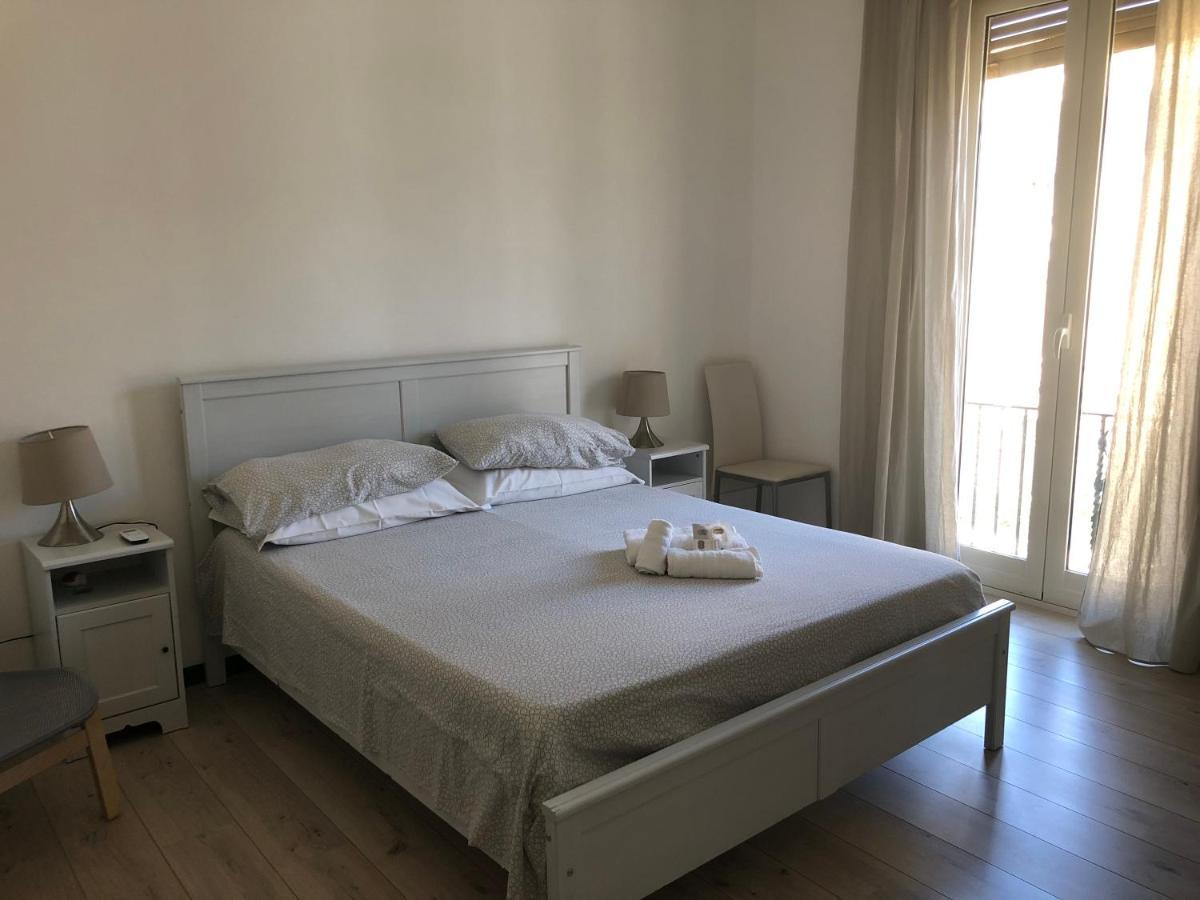 Guest house Cosmopolitan Palermo 3*