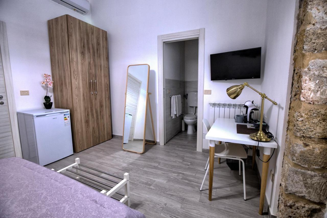 Garden House: And For Holidays 2* Palermo