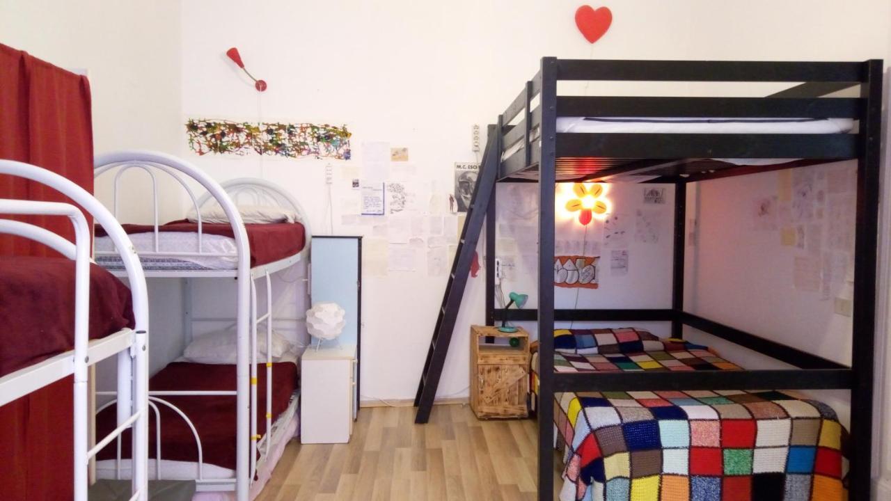 Kaleidos Casa de hóspedes 3*