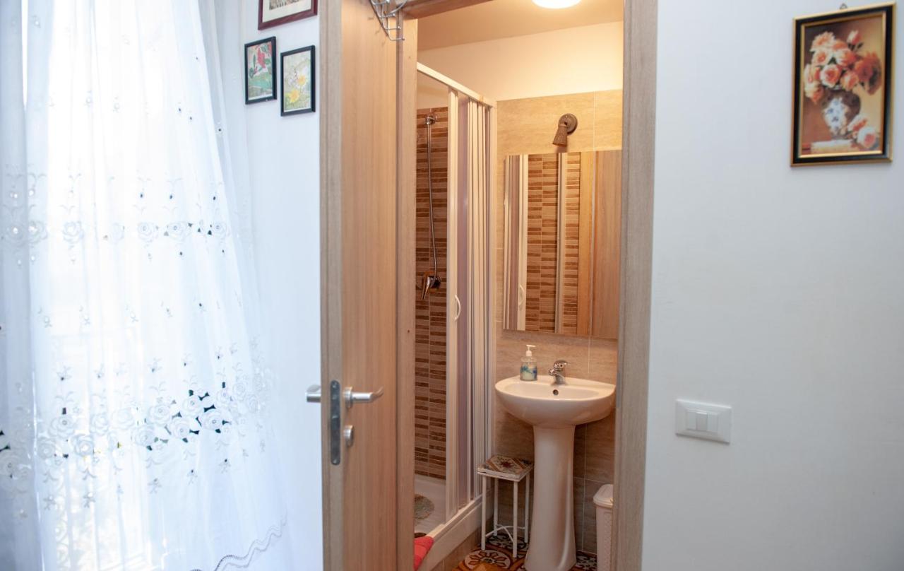 B & B Sonia Bed & Breakfast 2*