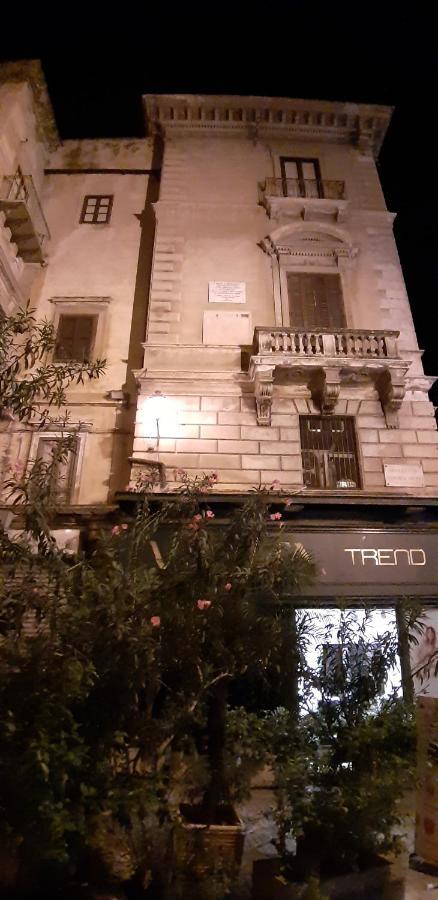 Mercurio & C - 50mq Centro Storico Apartment