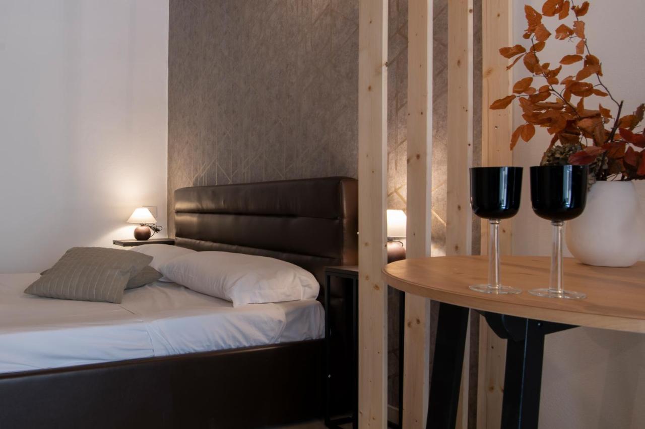 Lampionelli 12 Style Apartment *