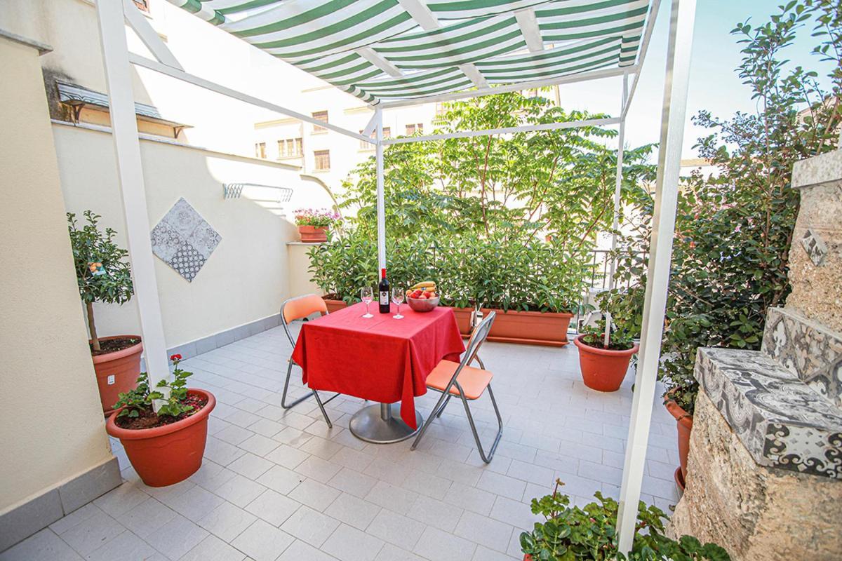 Con Terrazza Al Centro Storico. * Palermo