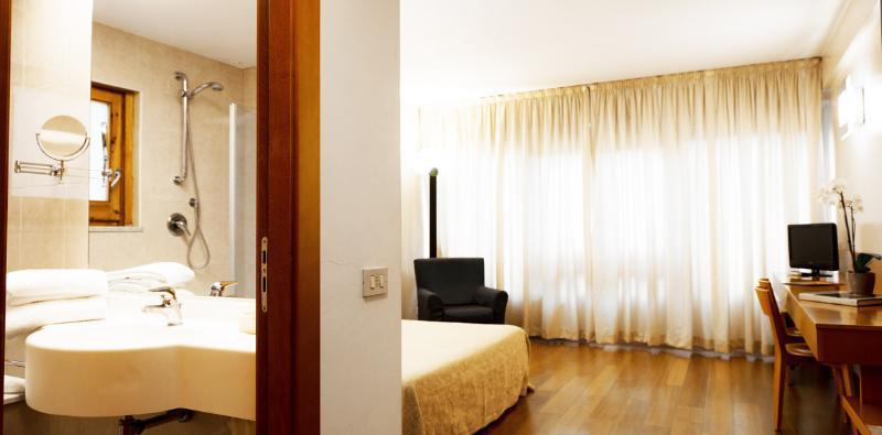 Marbela & Aparthotel 3*