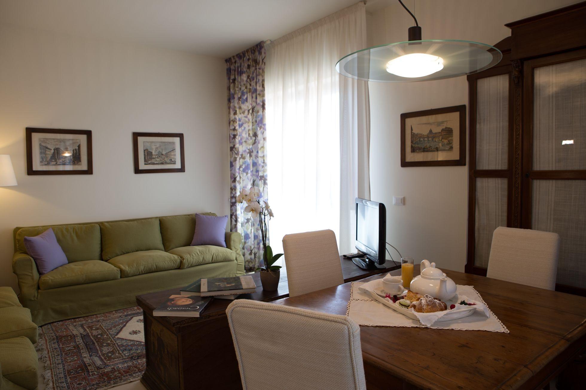 Marbela & Aparthotel