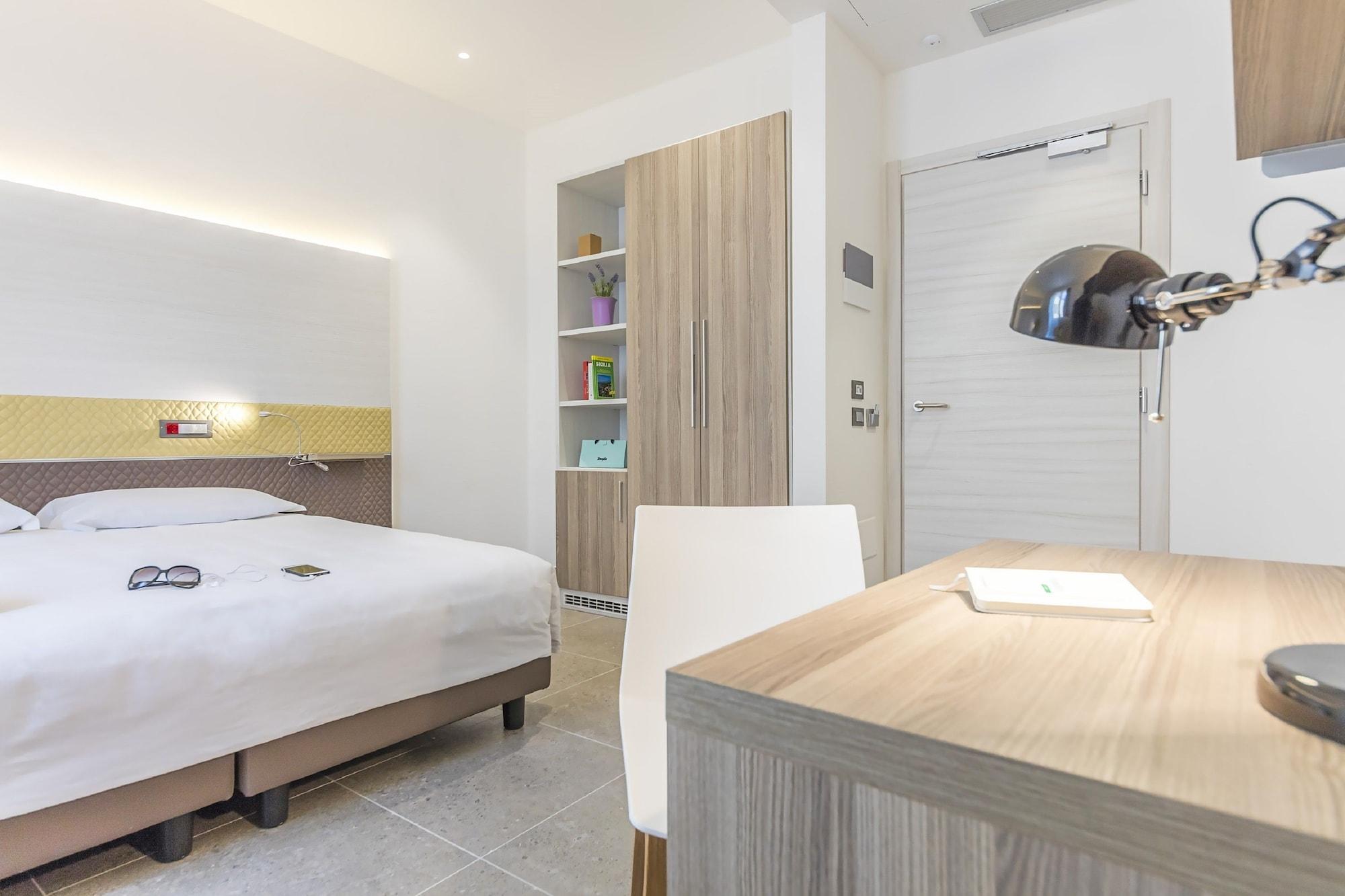 Hotel Camplus Normanni - Casa Per Ferie 3*