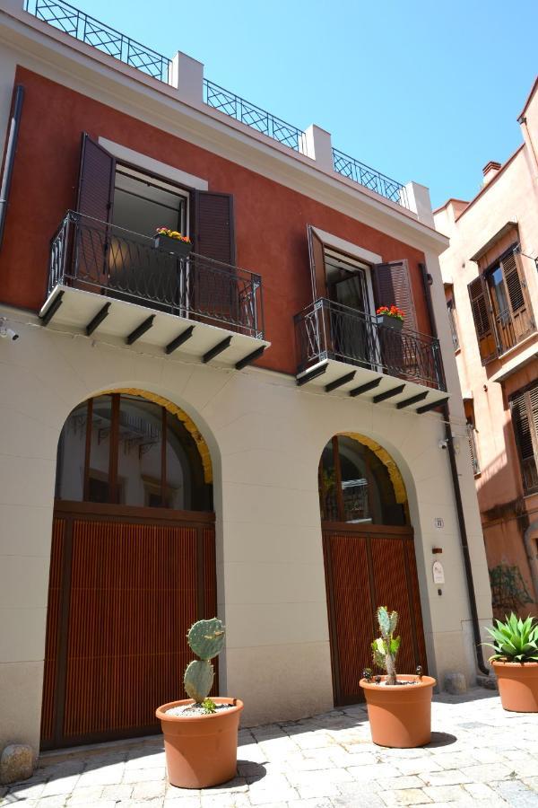 Isula Guest house *