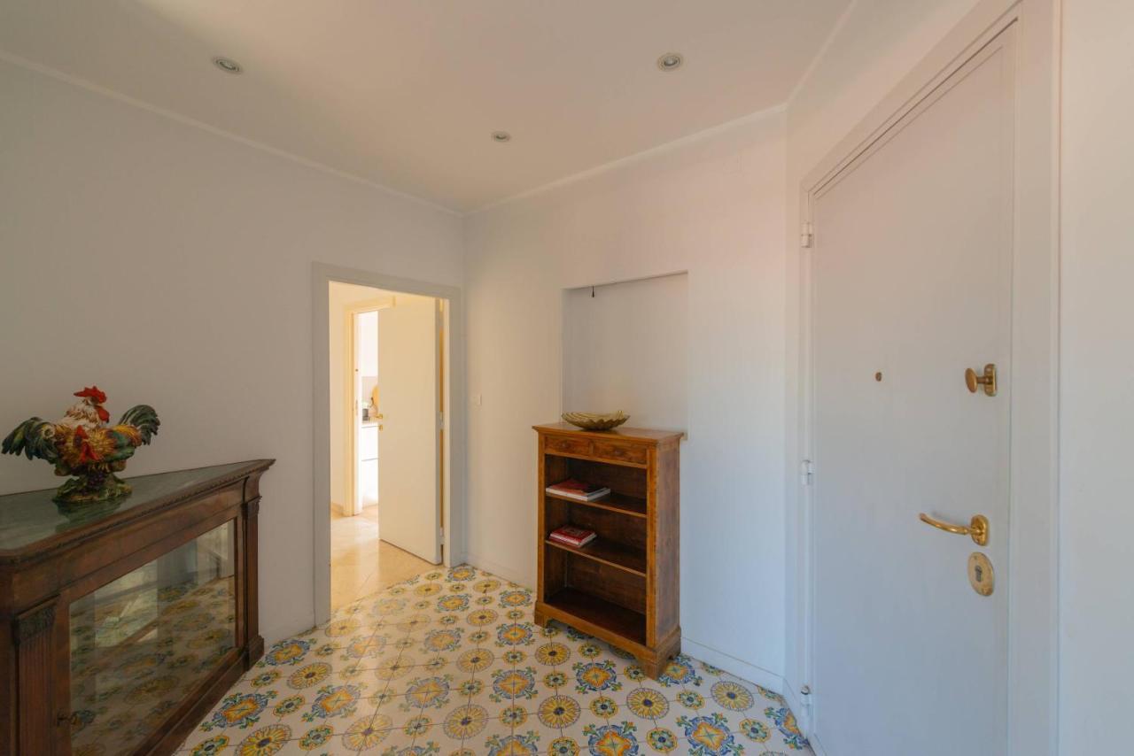 Le Terrazze Di Donna Anna Apartment