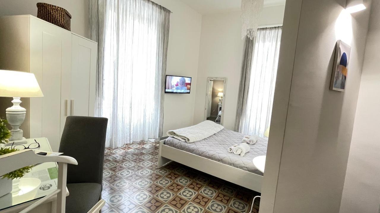 Bed & Breakfast Politeama Art 2*