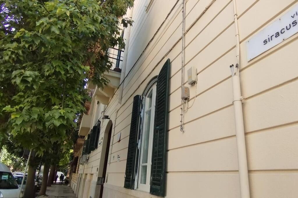 Il Quartino, Per Vivere Palermo. * Palermo