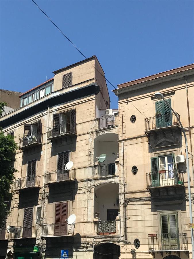 Frank's House - Con Terrazzo In Centro Ferienhaus Palermo