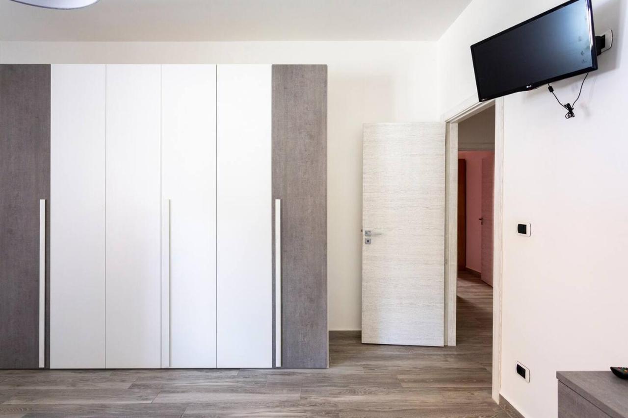 E.r. Apartment *