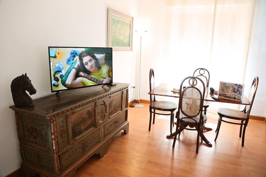 Apartment La Casa Del Maggiore, Tra Mare E Centro