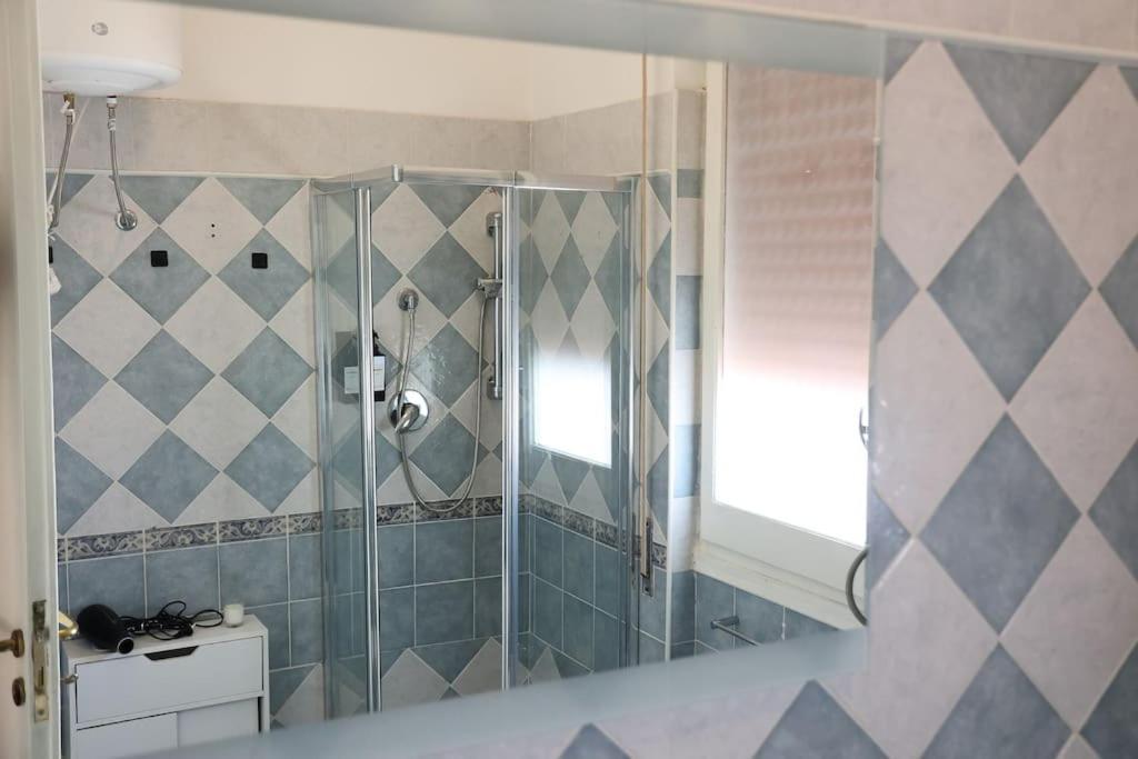 Apartment La Casa Del Maggiore, Tra Mare E Centro Palermo