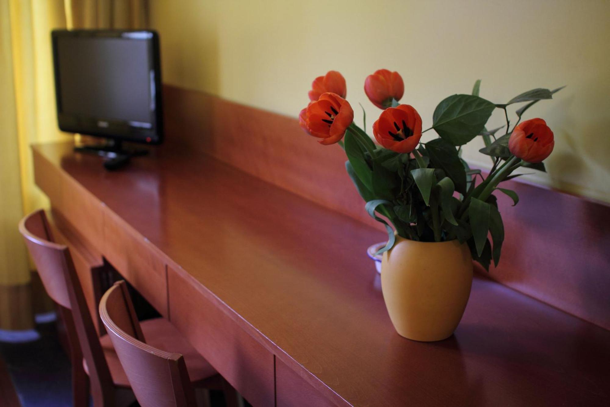 Aparthotel Marbela &