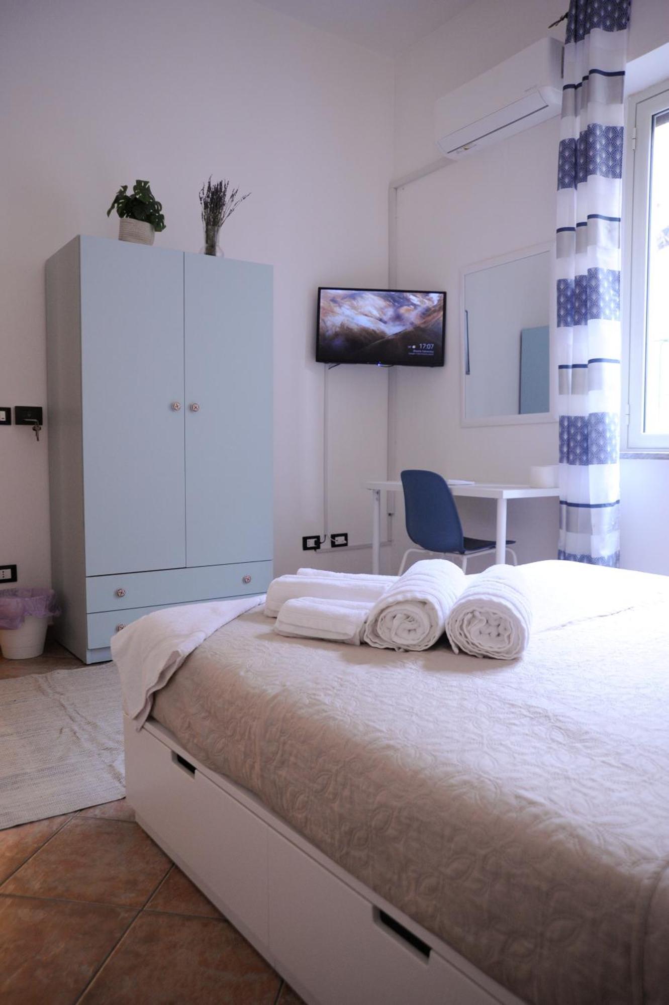 Le Finestre Su Ballaro Apartment *