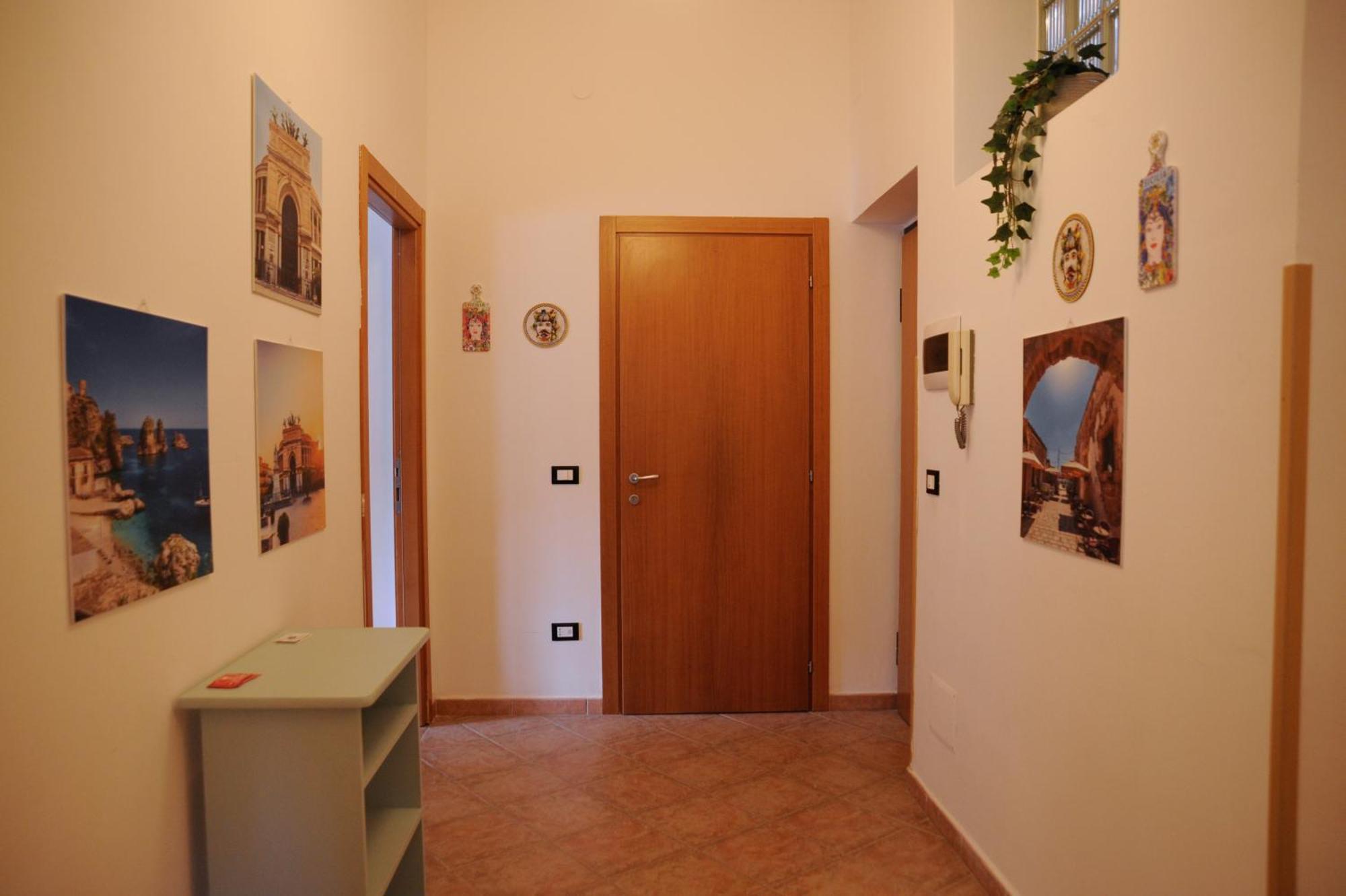 Apartment Le Finestre Su Ballaro