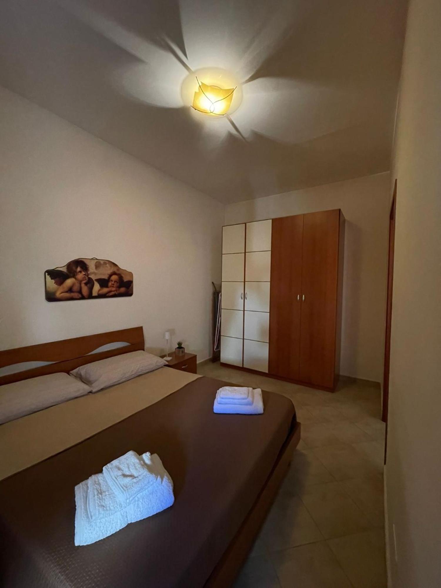 Apartment Politeama House - In Pieno Centro Citta