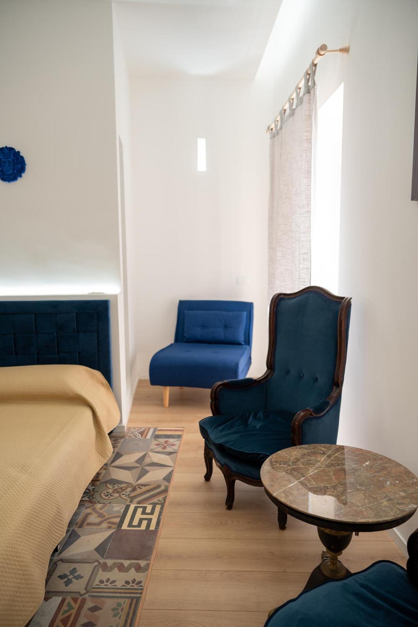 Casa Degli Aragonesi *