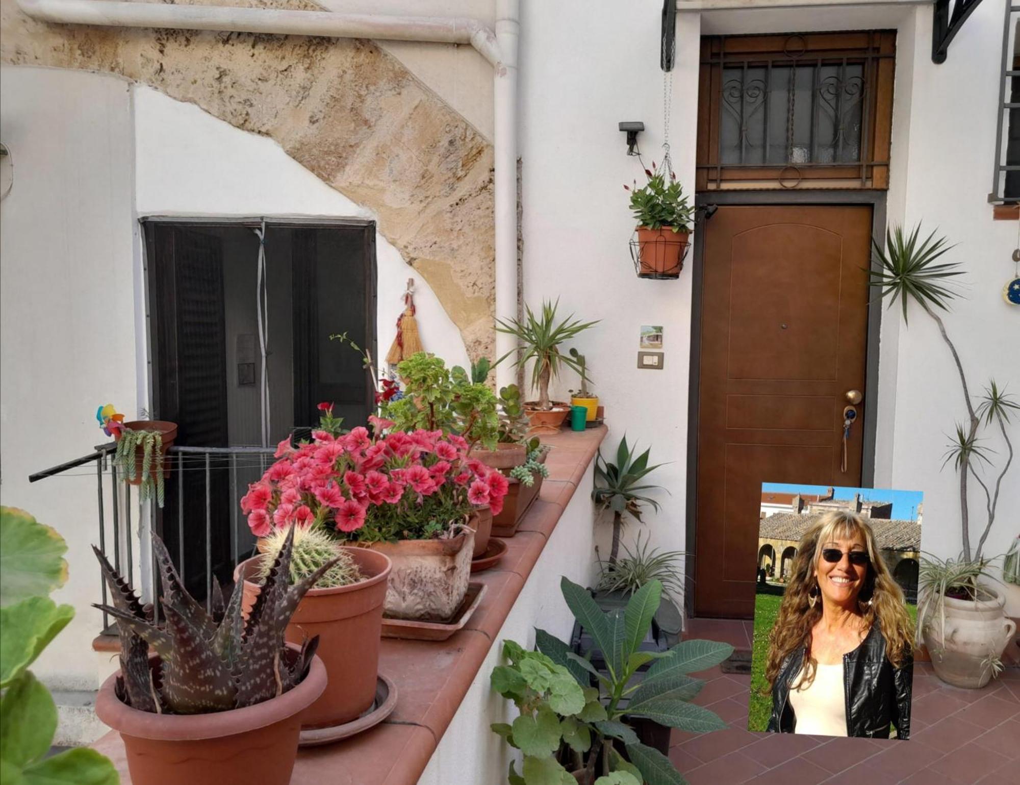 L'angolo Di Vicolo San Carlo Apartamento