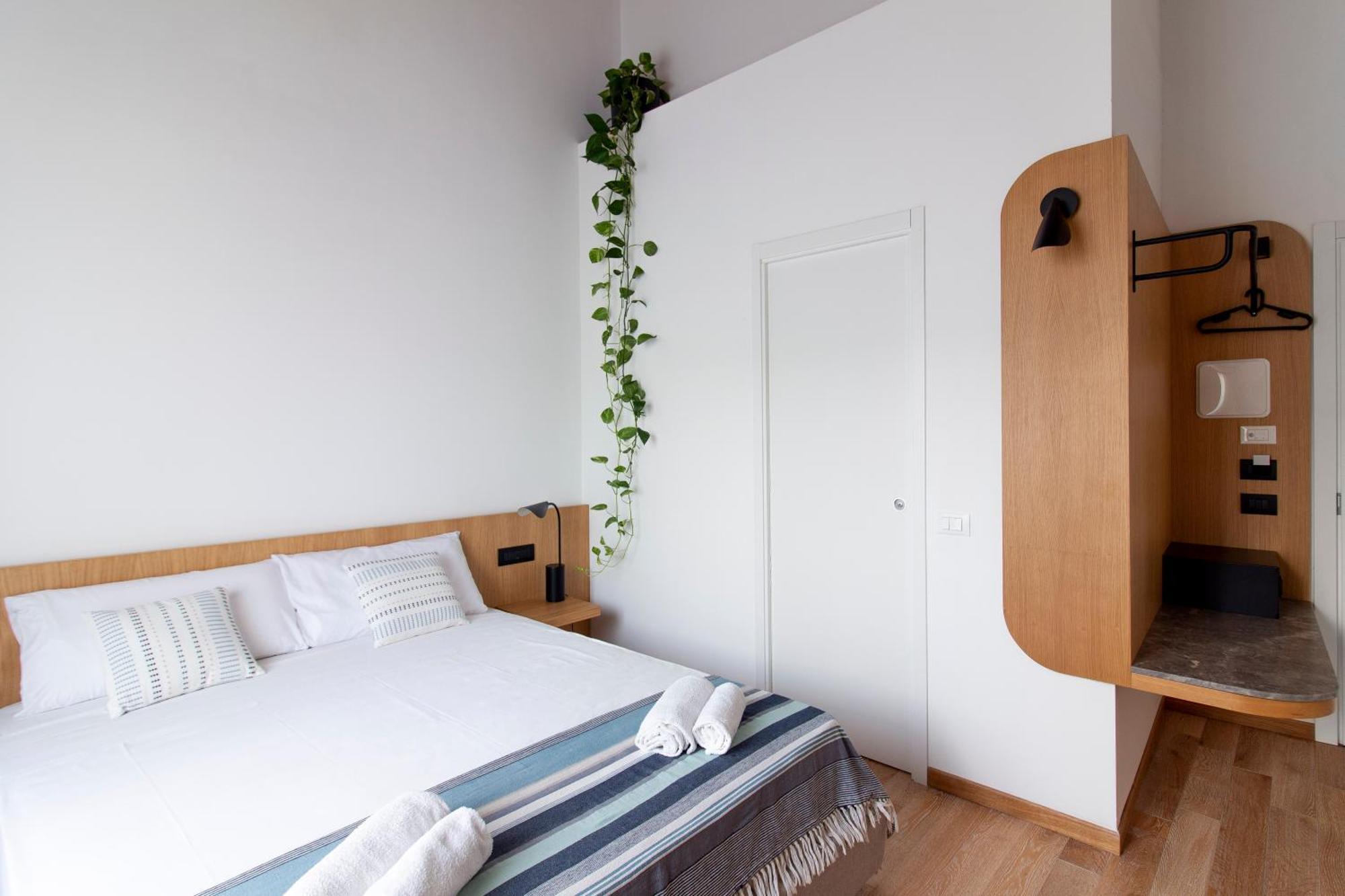 Lulom - Rooftop Boutique Guest house *
