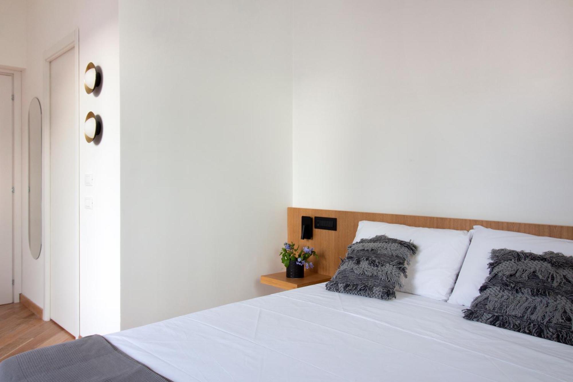Lulom - Rooftop Boutique Guest house *