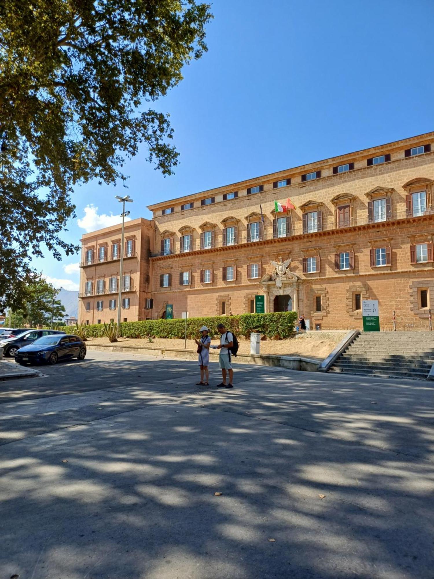 Guest house Difronte Palatina Chapel