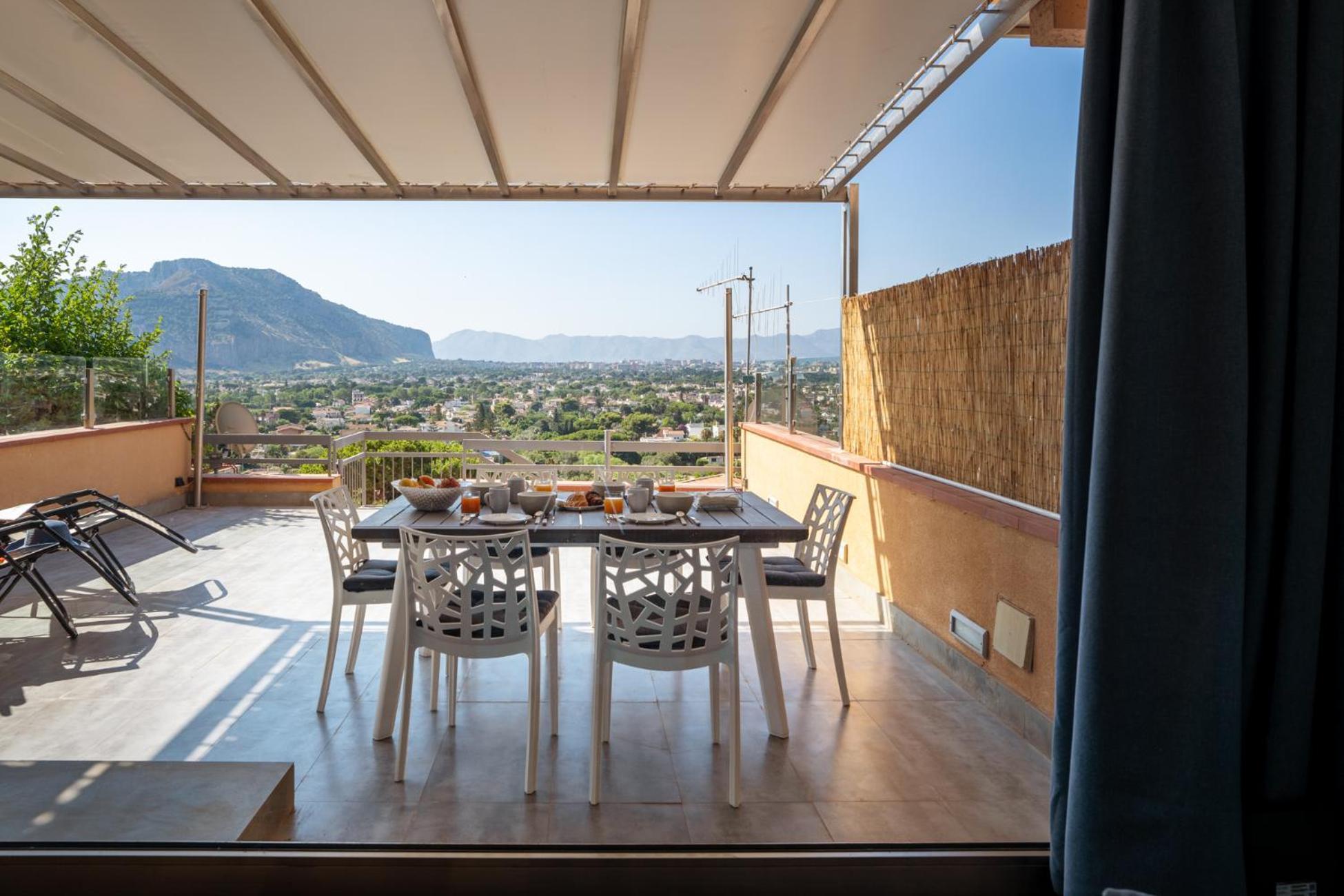 Lollo's Terrace Panoramic View * Palermo