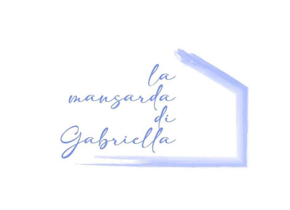 Apartment La Mansarda Di Gabriella Al Politeama