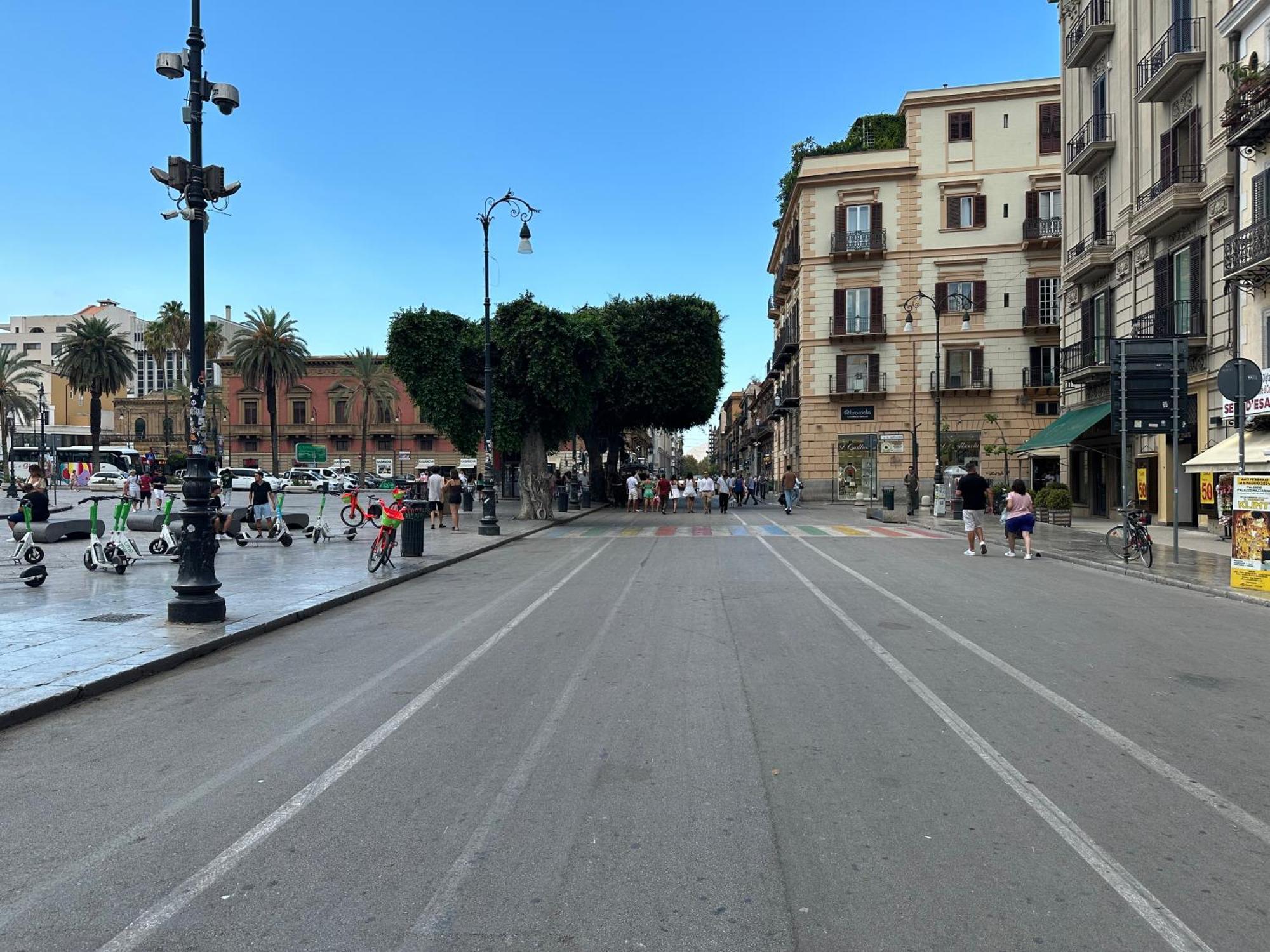 Pressi Teatro Massimo Apartment
