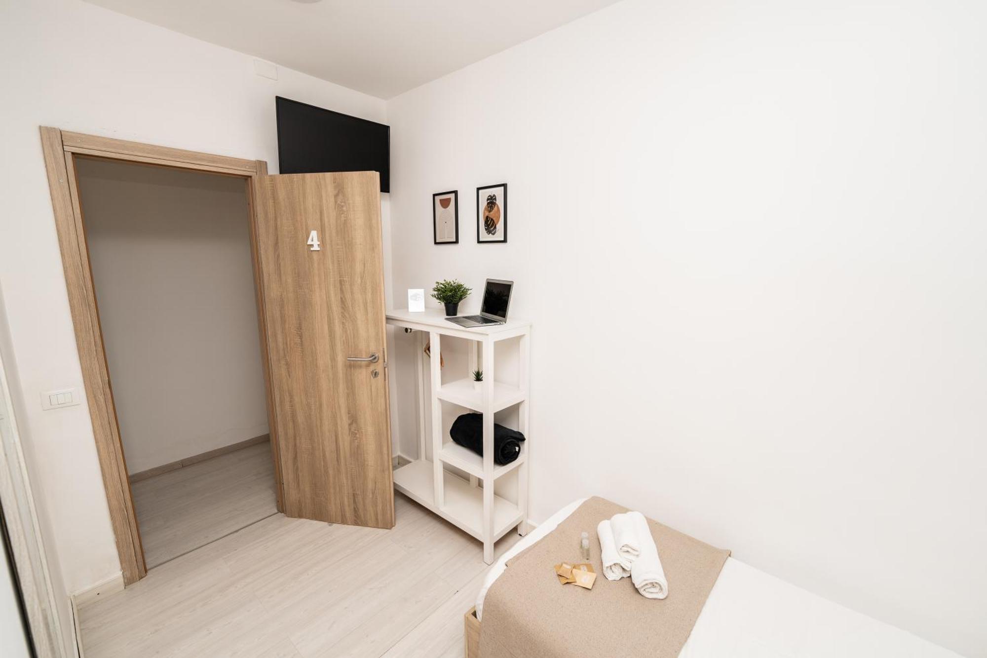 128l Guest house