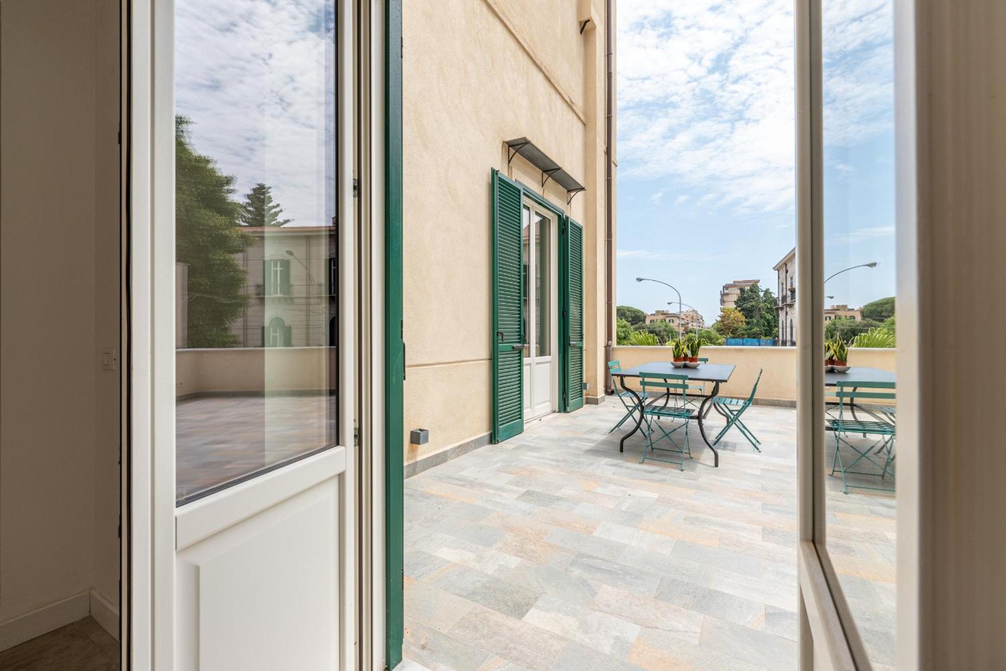 Apartment Casa Del Principe Con Terrazza By Wonderful Italy