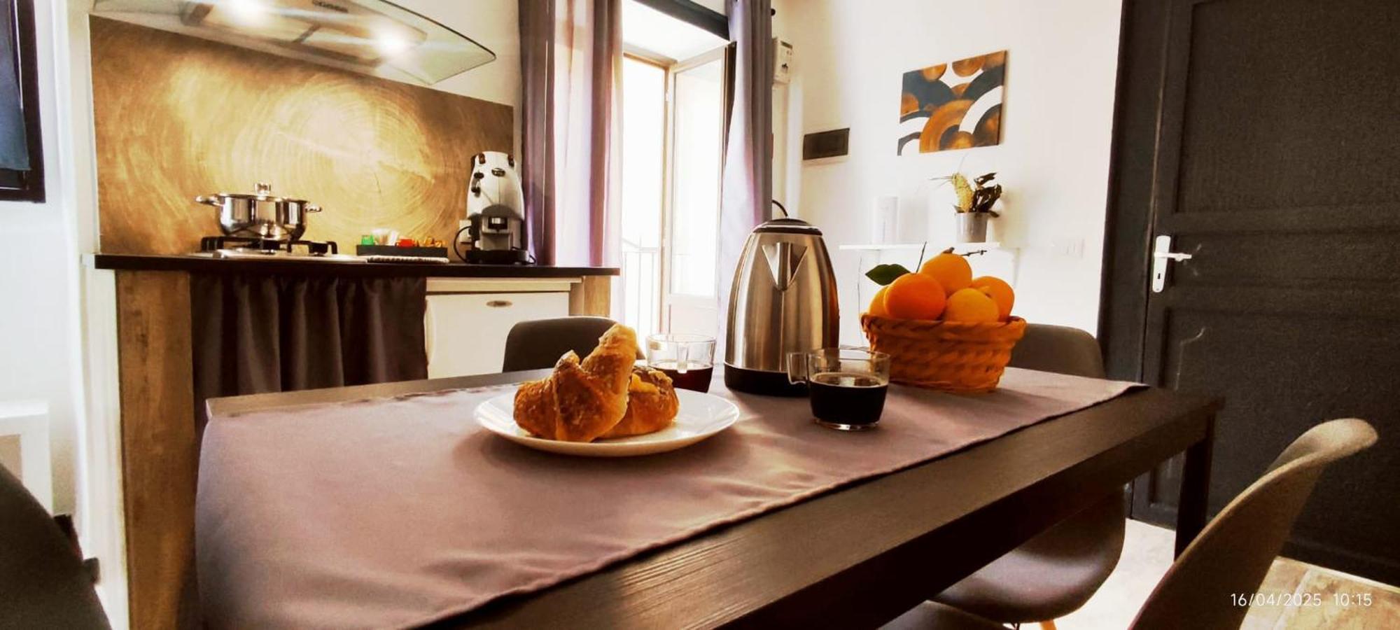 Demasiantval House Apartamento