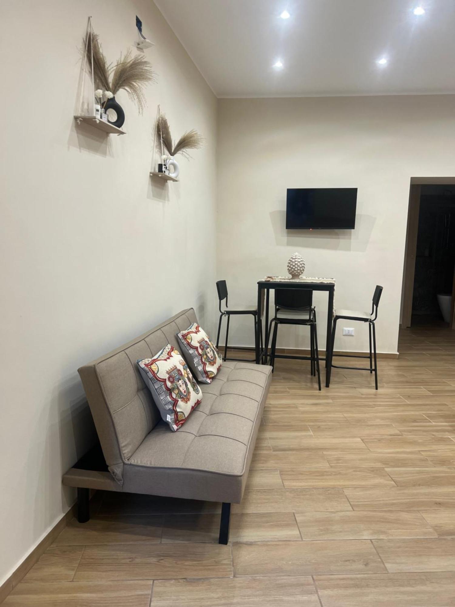 Infiniti Noi Apartment *