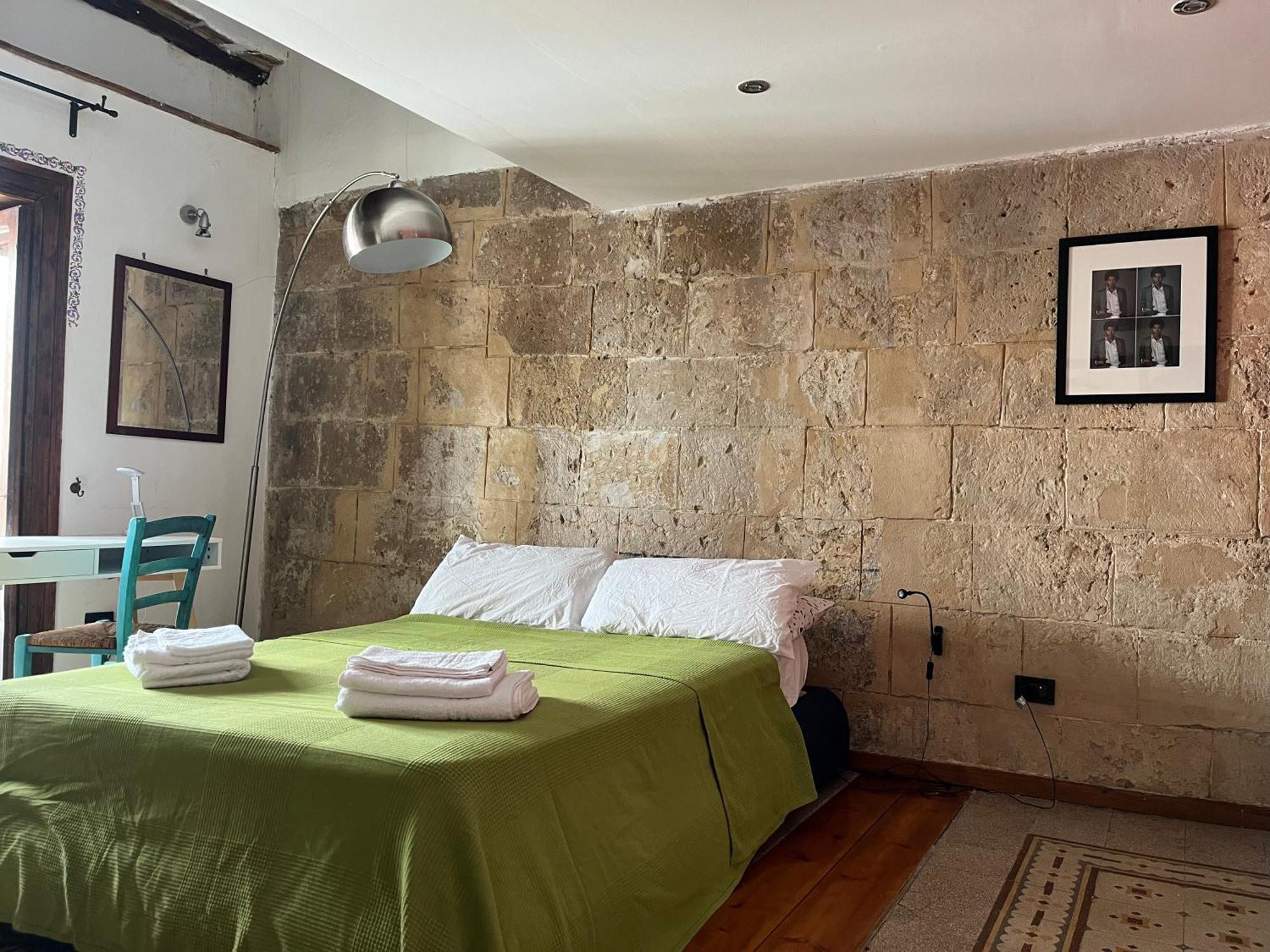 Bed & Breakfast Melville *