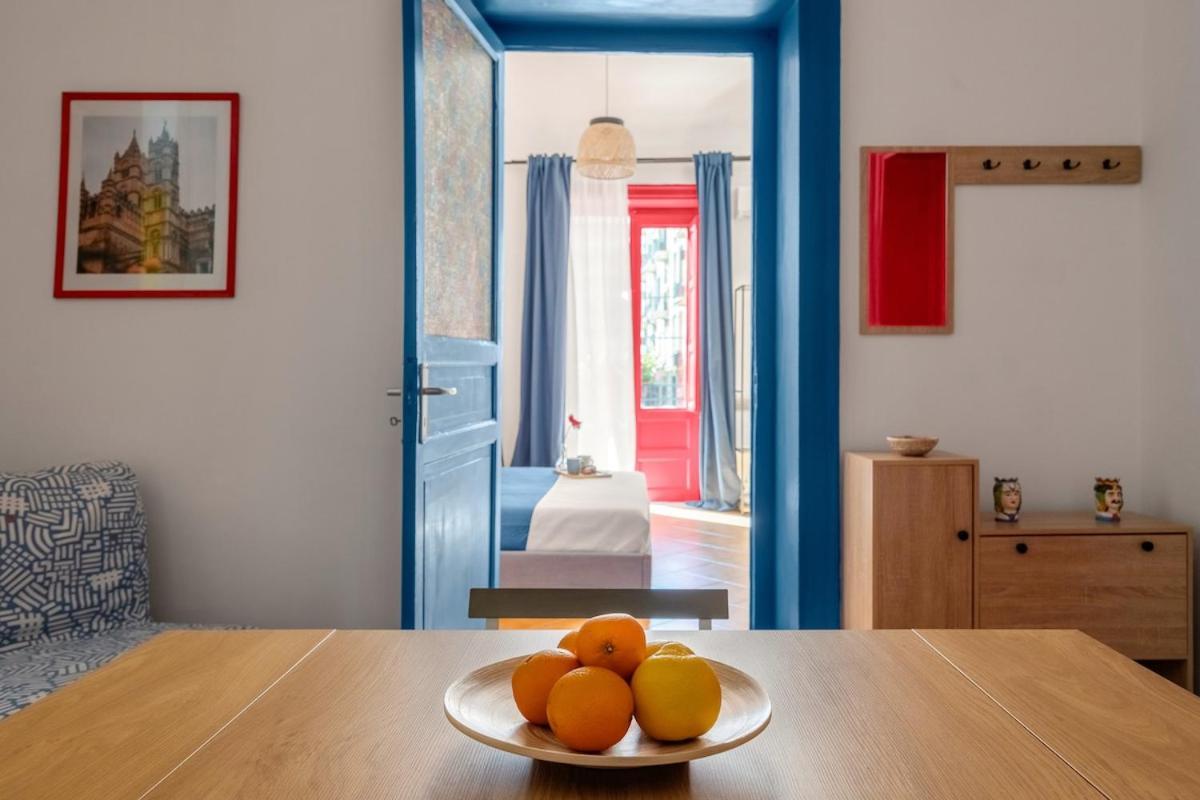Apartment Elegant Two-room With Balcony &