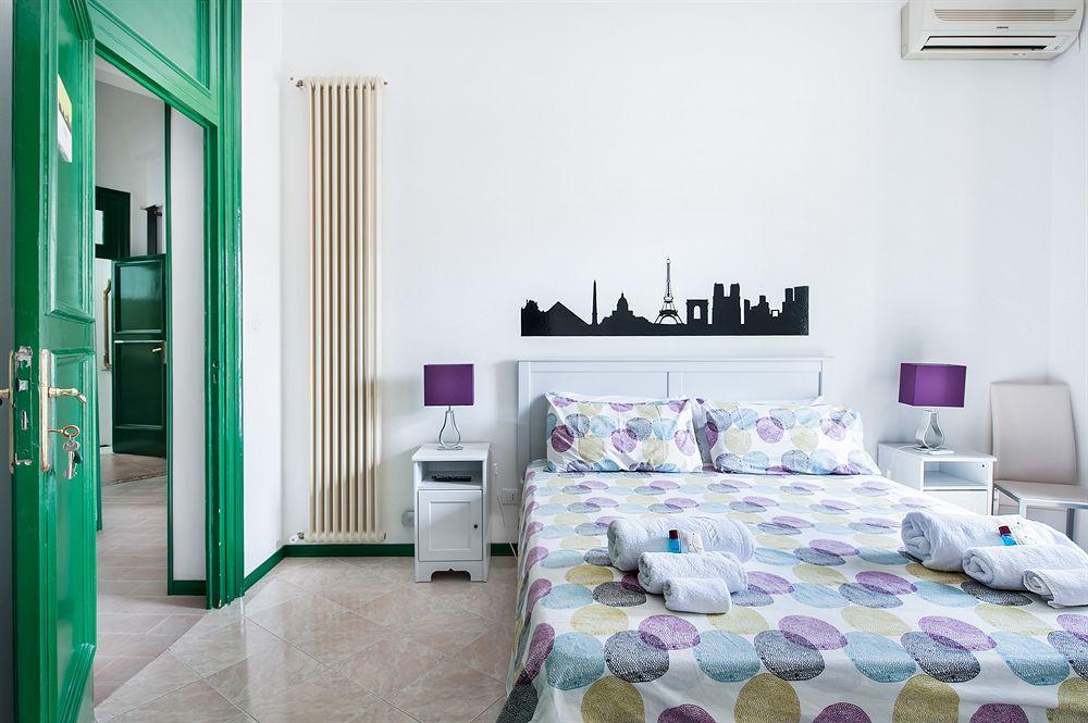 Guest house Cosmopolitan Palermo 3*