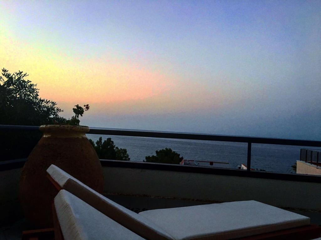 Addaura Villa *