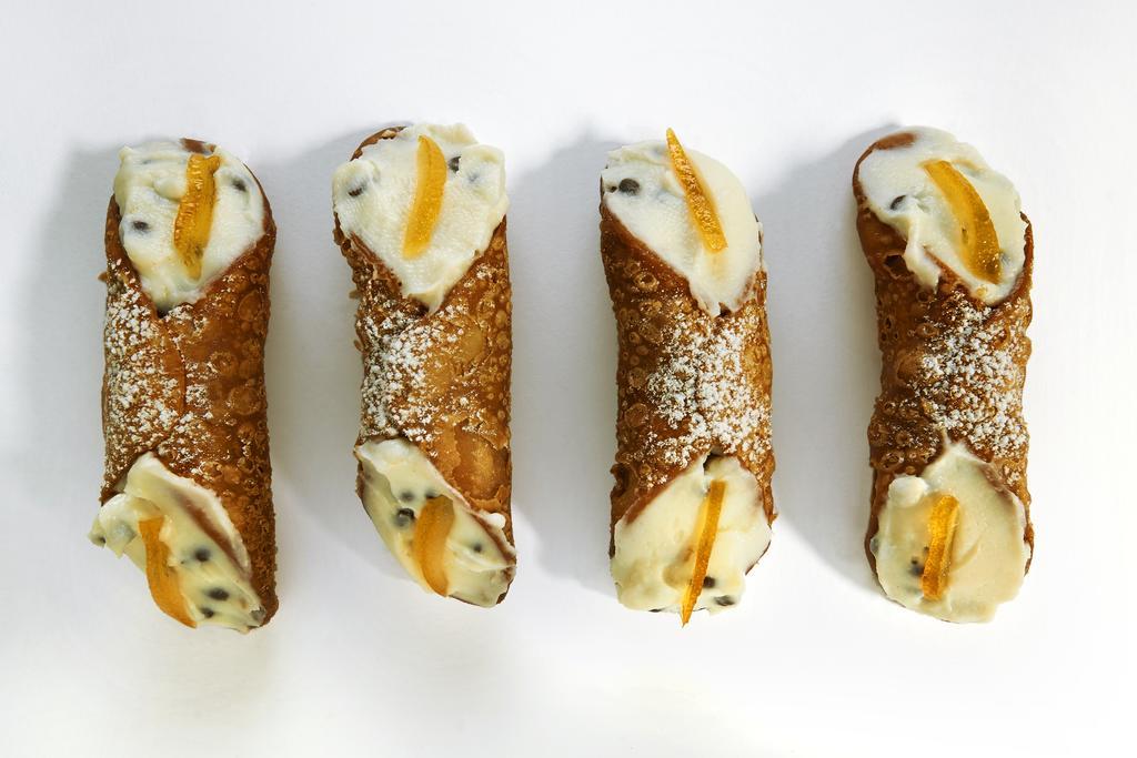 Bed & Breakfast Cannoli