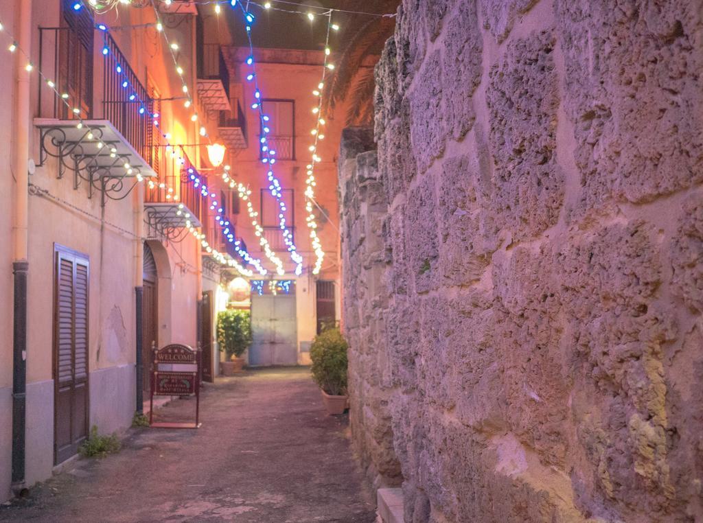 Giardino Dell'alloro - Locazioni Turistiche Bed & Breakfast