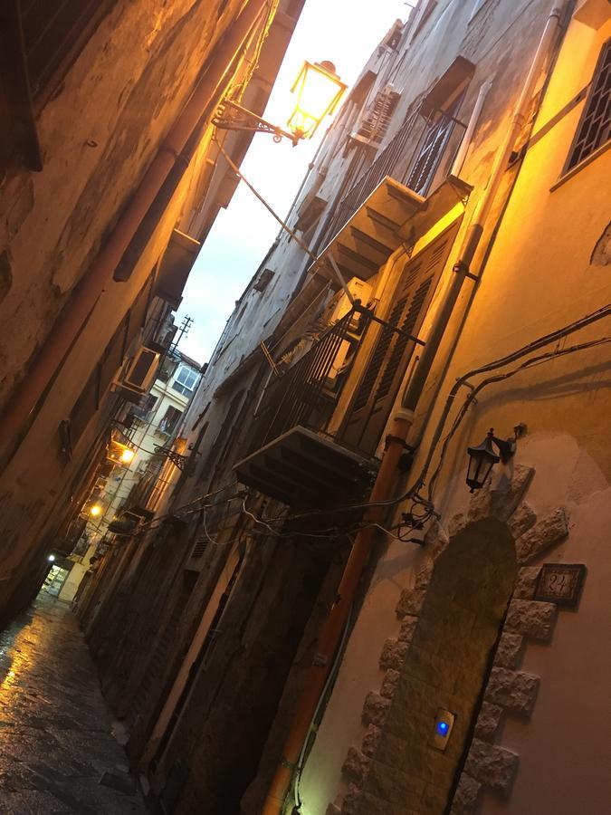 Alle Antiche Mura Del Vicolo Apartamento *