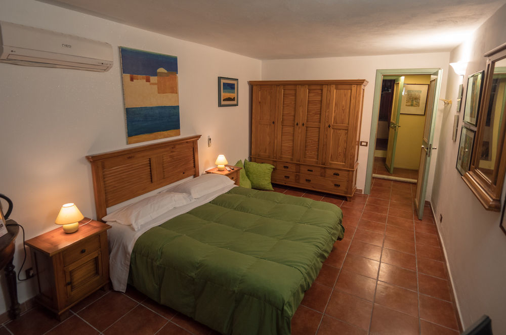 Giardino Dell'alloro - Locazioni Turistiche Bed & Breakfast