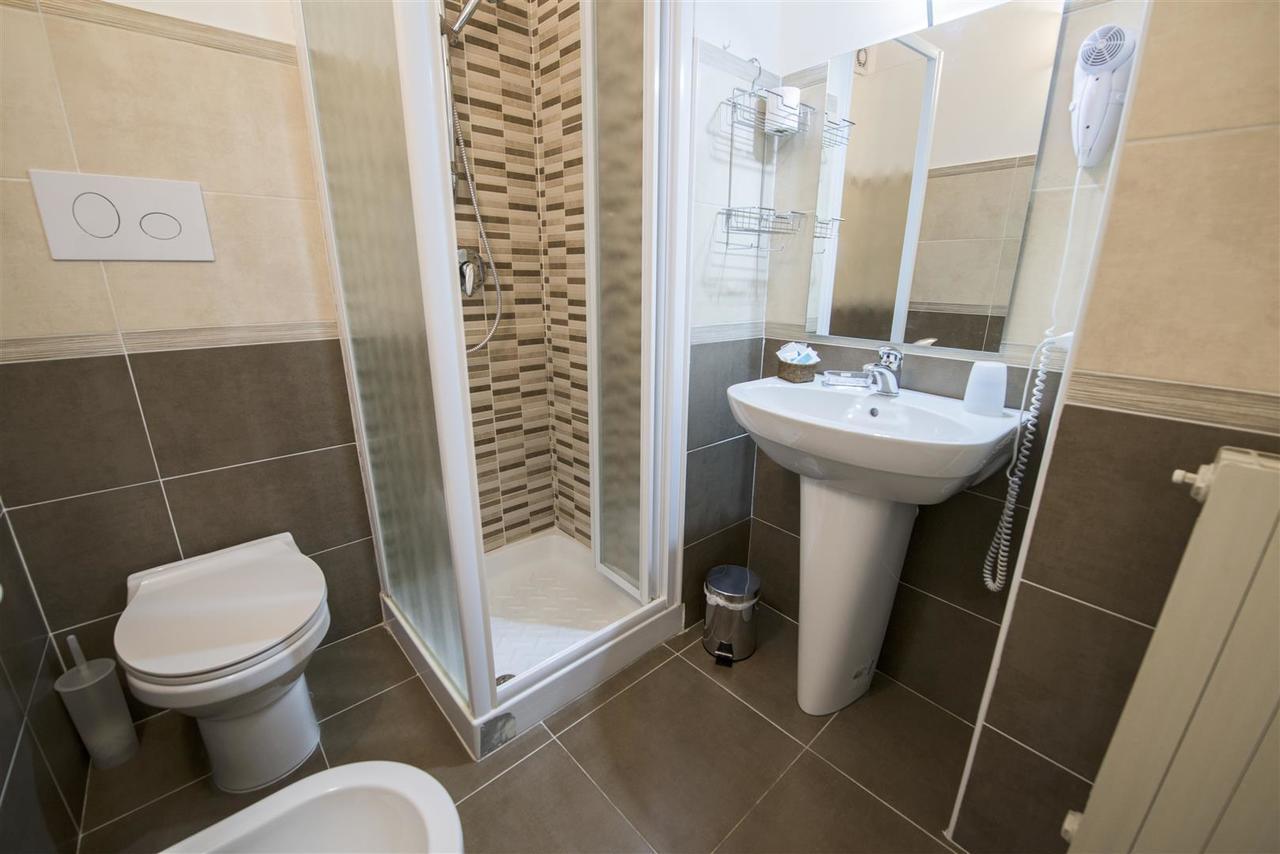 La Finestra Sul Massimo Bed & Breakfast 2*