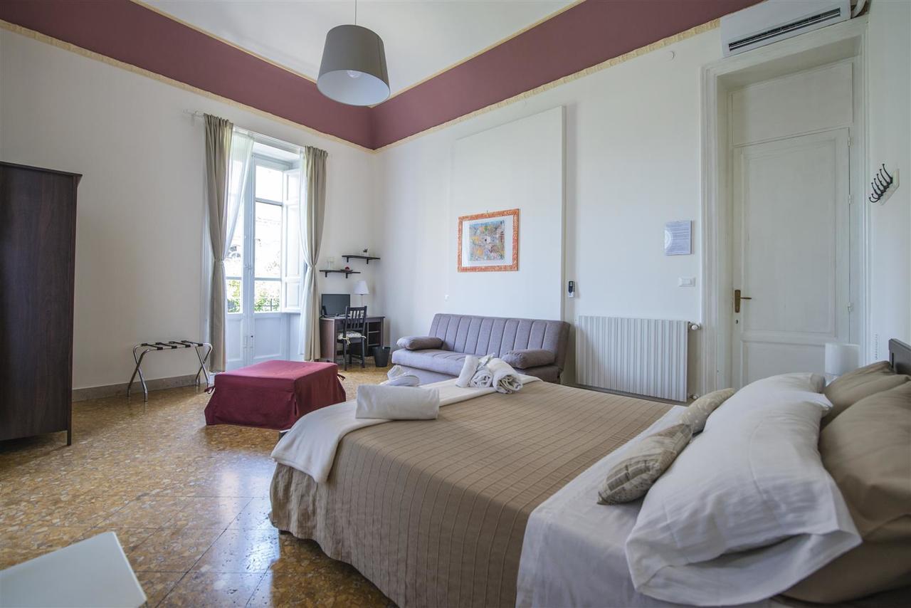 Bed & Breakfast La Finestra Sul Massimo 2*