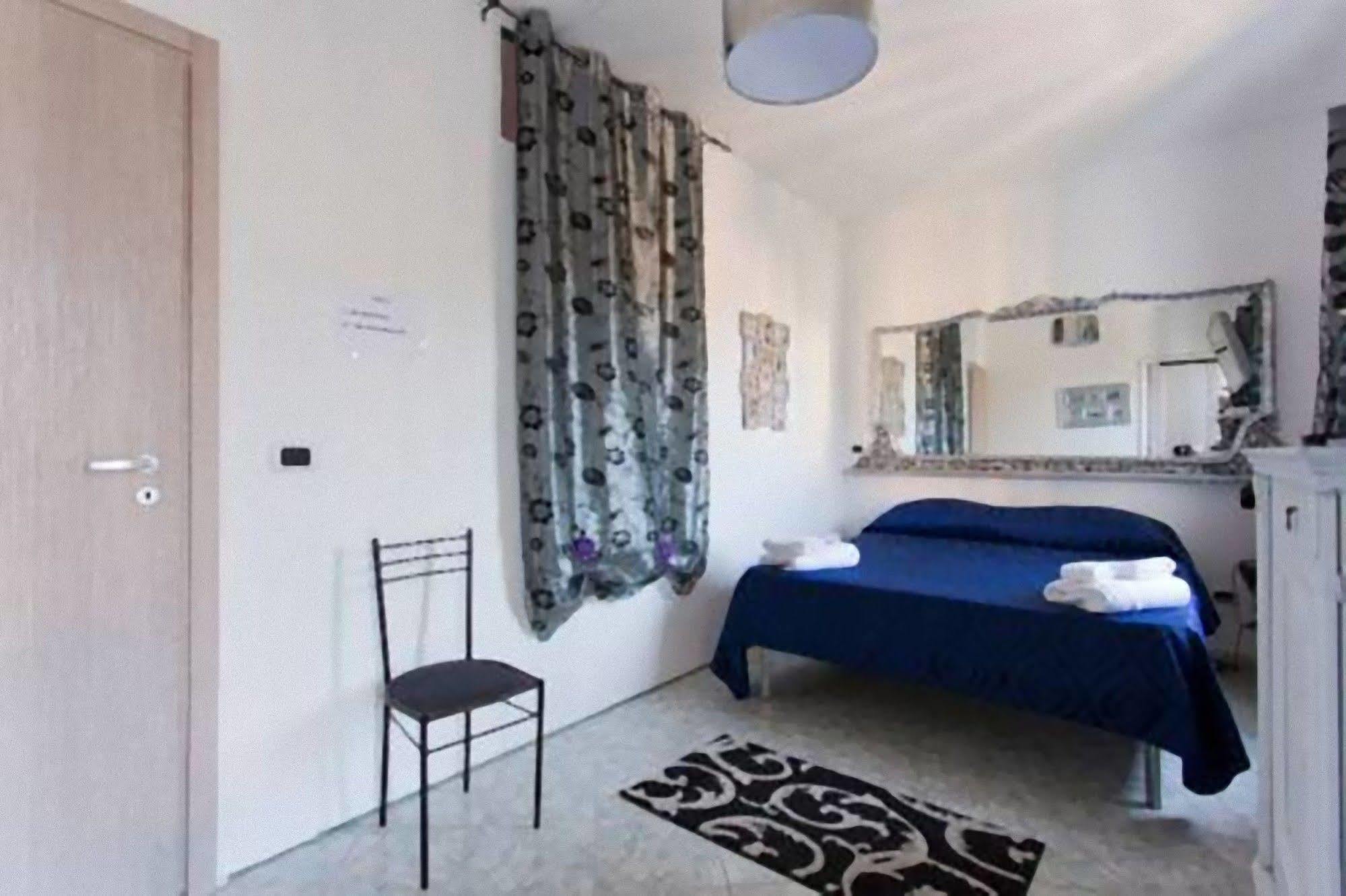 Bed & Breakfast Centro Zoe 3*