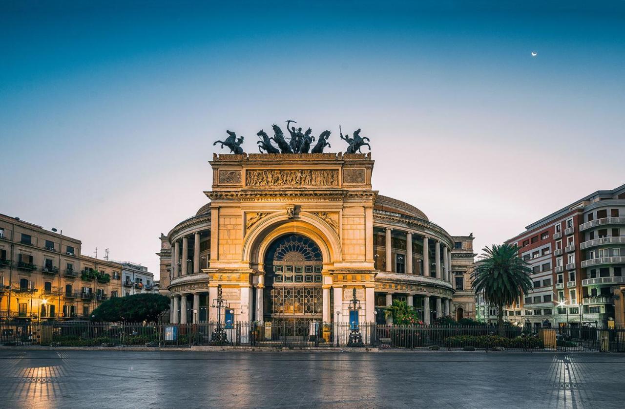 Acomodação com café da manhã  Principe Di Belmonte Palermo