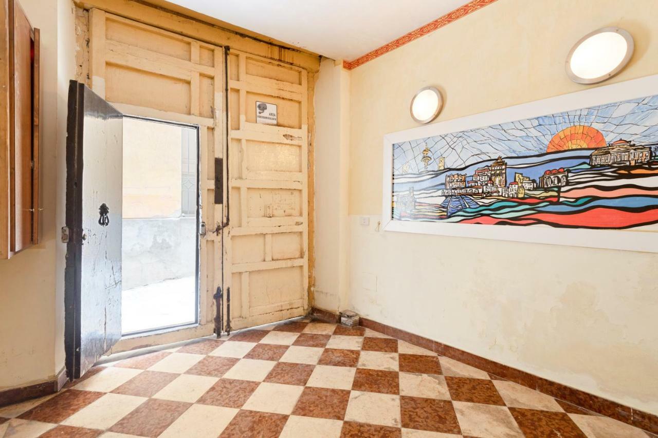 Quattro Canti Central Flats *